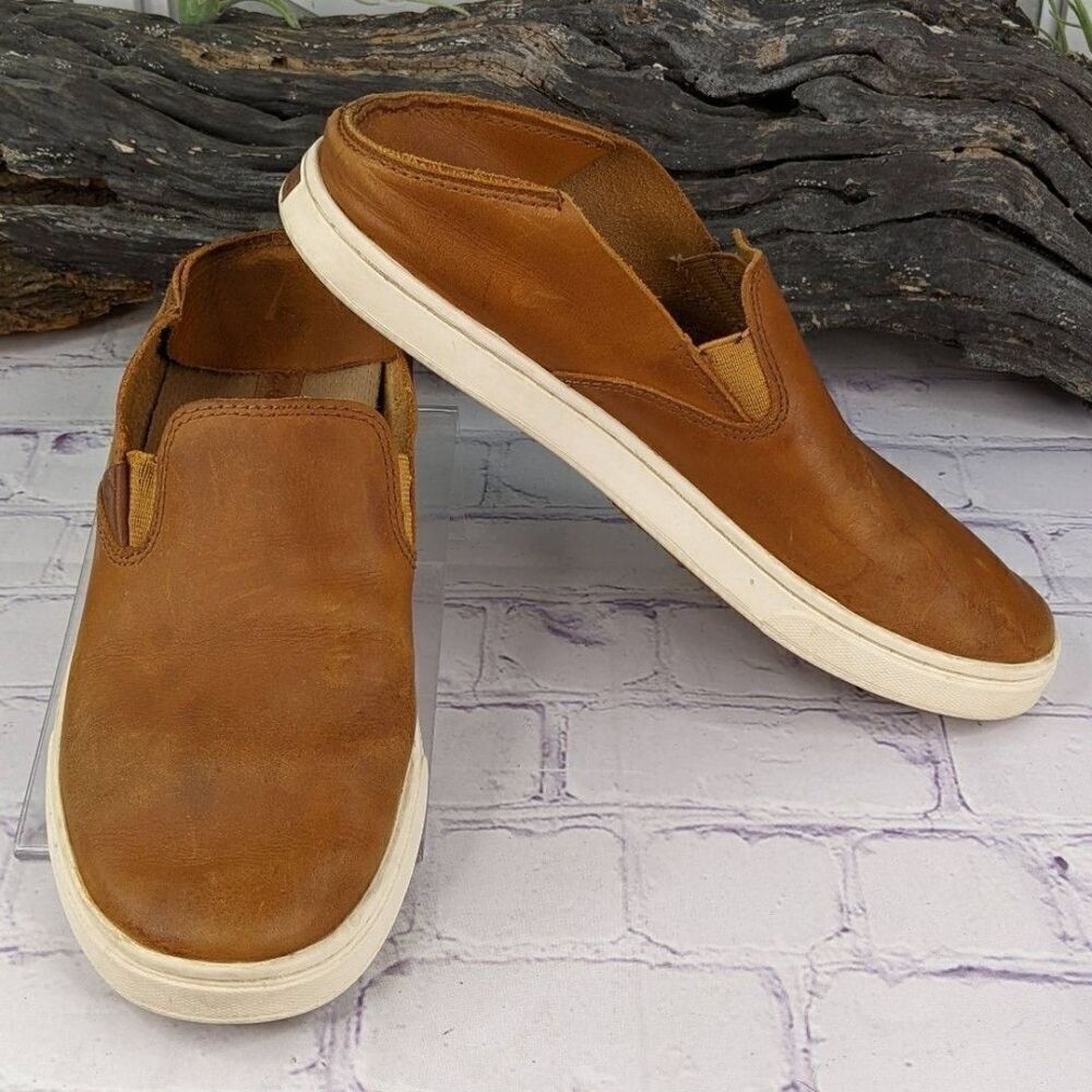 Olukai - Pehuea Leather Slip-On Shoes